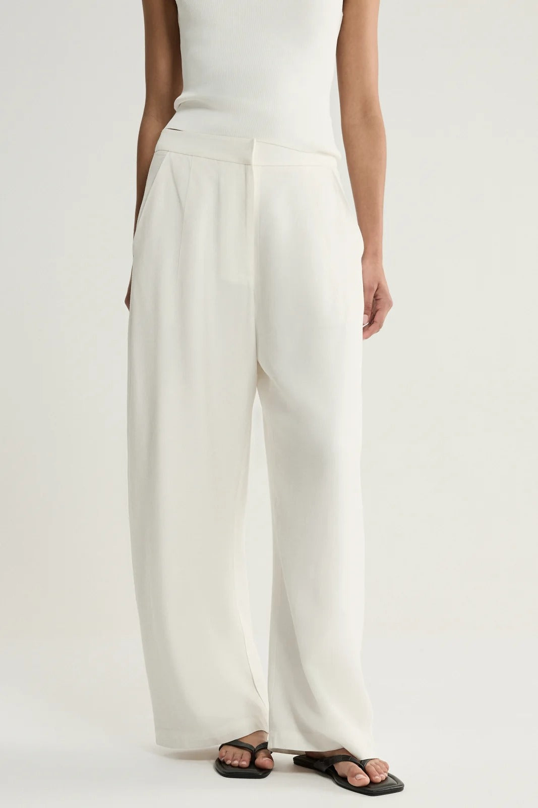 Elka Collective Tori Pant - White