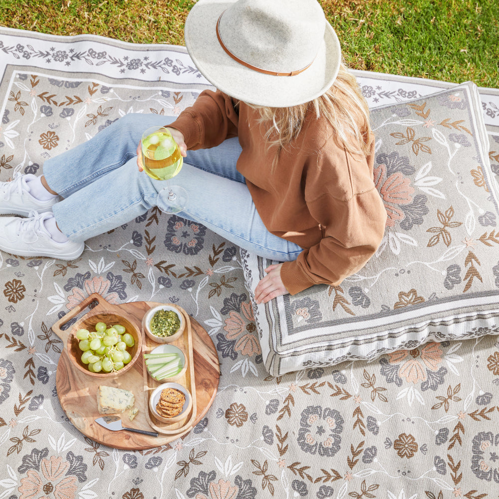 Marley Throw Rug - Green Mist
