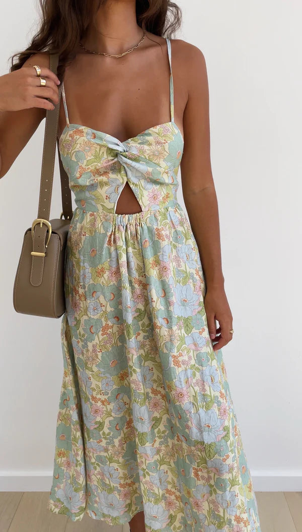 Shop The Alessa Dress - Sadie Floral | Darwin Fashion Boutique | Australian Tropical Fashion
