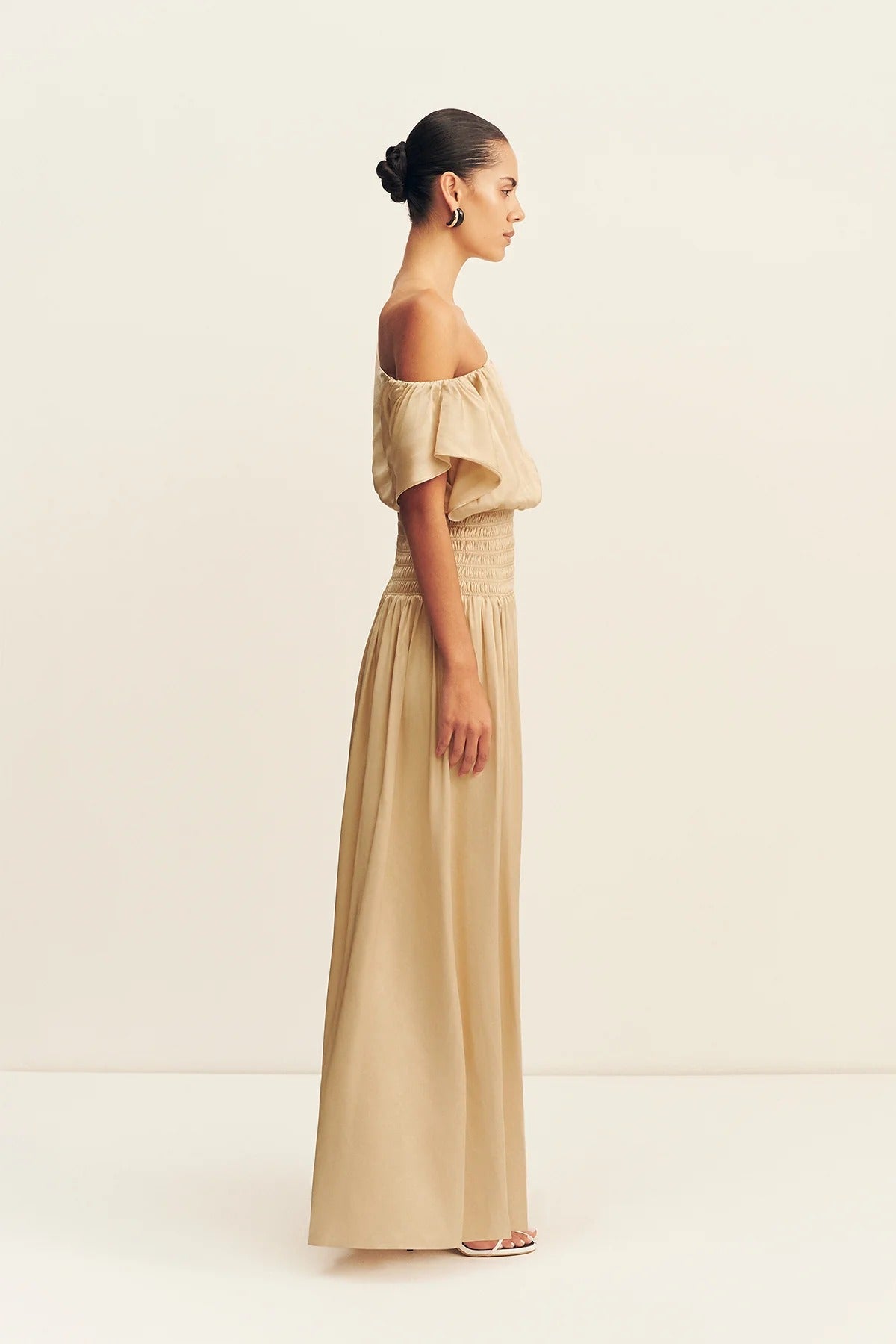 Shona Joy Agnes Shirred Blouson Maxi Dress Oat