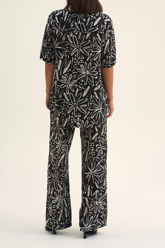 Shenae Shirt Black Botanic - Lulu & Daw - Ownley -  - Lulu & Daw - Australian Fashion Boutique